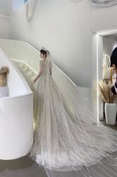 -艾米丽婚纱礼服