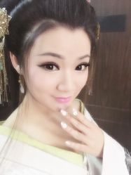 -九月鹰飞汉服摄影工作室