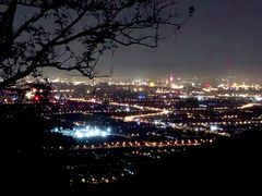 -鬼笑石后山停车场