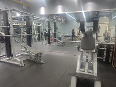 -VLines耀能运动24小时·月付制健身(京广桥店)