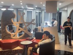 -TOP HAIR SALON