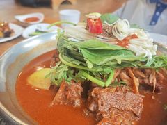 -喇喇排骨火锅·传统韩式脊骨汤(望京西园总店)