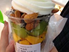 中杯地理-三佰瑞冻酸奶(凯德MALL店)