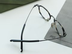 -目艮眼镜SHOWROOM(品牌集合店)