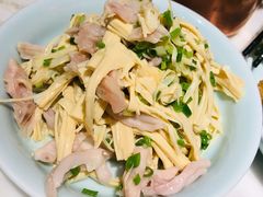 葱香腐竹拌鸭掌-小吊梨汤·北京菜·烤鸭(鸟巢店)