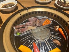 -炼火烤肉店