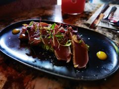 金枪鱼牛油果-BROWNSTONE布朗石西班牙餐厅(富城店)