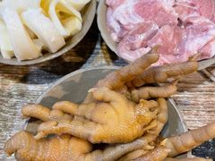 -渝嘴小老弟老火锅(华新村店)