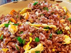 -Cuc Gach Quan Restaurant
