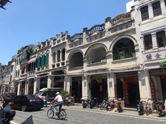 -海口骑楼小吃街