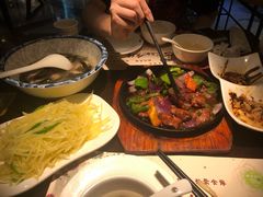 -舌尖上的食缘花园主题餐厅