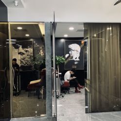 -AYO SALON
