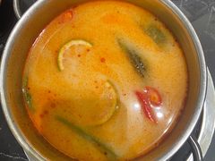 -红鼎豆捞·非遗鲍皇汤火锅(宝丰路店)