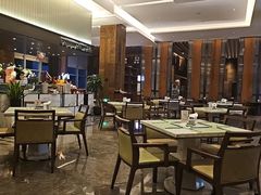 -融信华邑酒店·鲜艳西餐厅