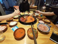 -乐闹闹重庆火鍋(民治店)