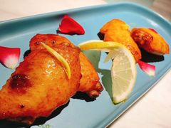 BBQ鸡翅-蜜桃花开·中西融合菜E&W(南长街店)