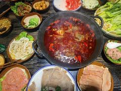 -冯校长老火锅(中联广场店)
