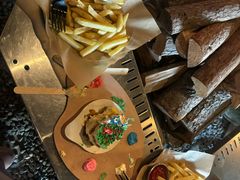 -J Create城市露营咖啡·简餐·宠物(上海动物园店)