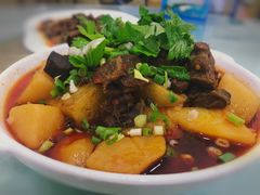 土豆烧牛肉-清真麦加餐厅牛肉馆