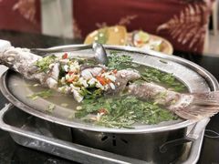 -J Daeng Seafood
