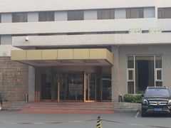 -南京双门楼宾馆(盐仓桥地铁站阅江楼店)