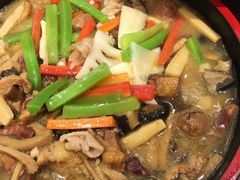 -有红鸡毛店·川菜(建设路店)