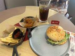 -必胜客(兴华中路PH店)