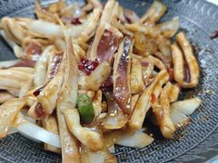 -崴海渔村(虹梅路店)