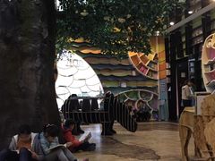 -钟书阁(松江泰晤士小镇店)