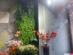 -何兮花店·气球派对鲜花店(马桥银春路万科城店)
