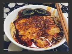 -何老二卤汁凉粉