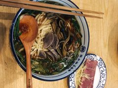 -镇南锅盖面馆(解放路店)