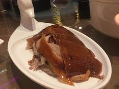 -广州中心皇冠假日酒店·百粤楼
