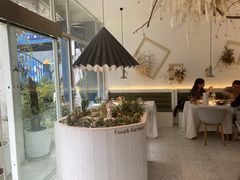 -春树下·树屋花房西餐厅(罍街AS1980店)