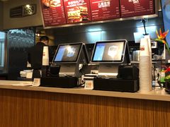 -The Habit Burger Grill 哈比特汉堡(爱琴海店)