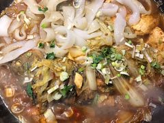 -小媳妇铁锅炖(安华街店)