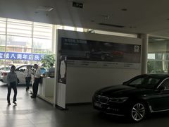 -北京宝诚宝马4S店