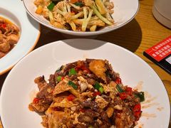 -爱碗亭·鲜炒湖南菜(壹城中心店)
