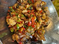干锅牛蛙-笨罗卜浏阳菜馆(太平街店)