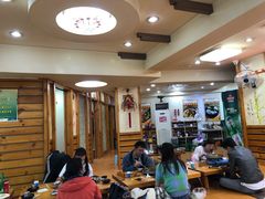 大堂-真利味·脊骨火锅·正宗韩国料理(韩乐坊店)