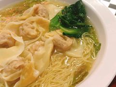 鲜虾云吞面-澳门陈光记烧味饭店(南京德基广场店)