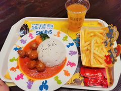 -蓝精灵乐园·世茂精灵之城主题乐园