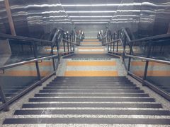 -奥体中心(地铁站)