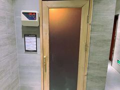 -威克健身游泳(万菱汇店)