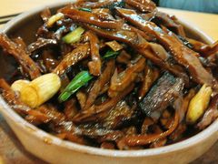 毛笋腊肉堡-万景饭店·鱼街农家菜