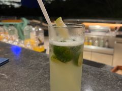 -三亚海棠湾仁恒皇冠假日酒店·大堂吧