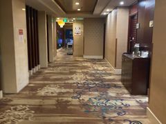 -锦龙国际酒店(天津奥体中心华苑地铁站店)