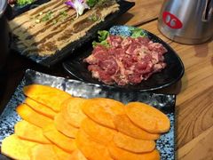 合易泓果木烤肉-合易泓烤肉·海肠捞饭(火车站店)