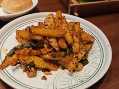 -云海肴云南菜(浦江欢乐颂店)