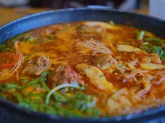 土豆排骨火锅-喇喇排骨火锅·传统韩式脊骨汤(望京西园总店)